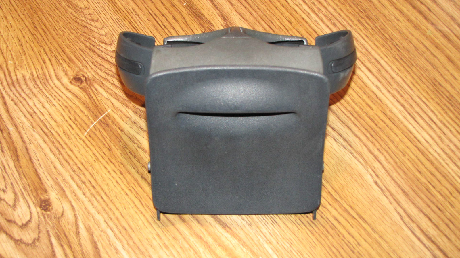 PONTIAC GRAND PRIX CUP HOLDER HOLDER 1997-2003 OEM PONTIAC GRAND PRIX CUP HOLDER HOLDER 1997-2003 OEM