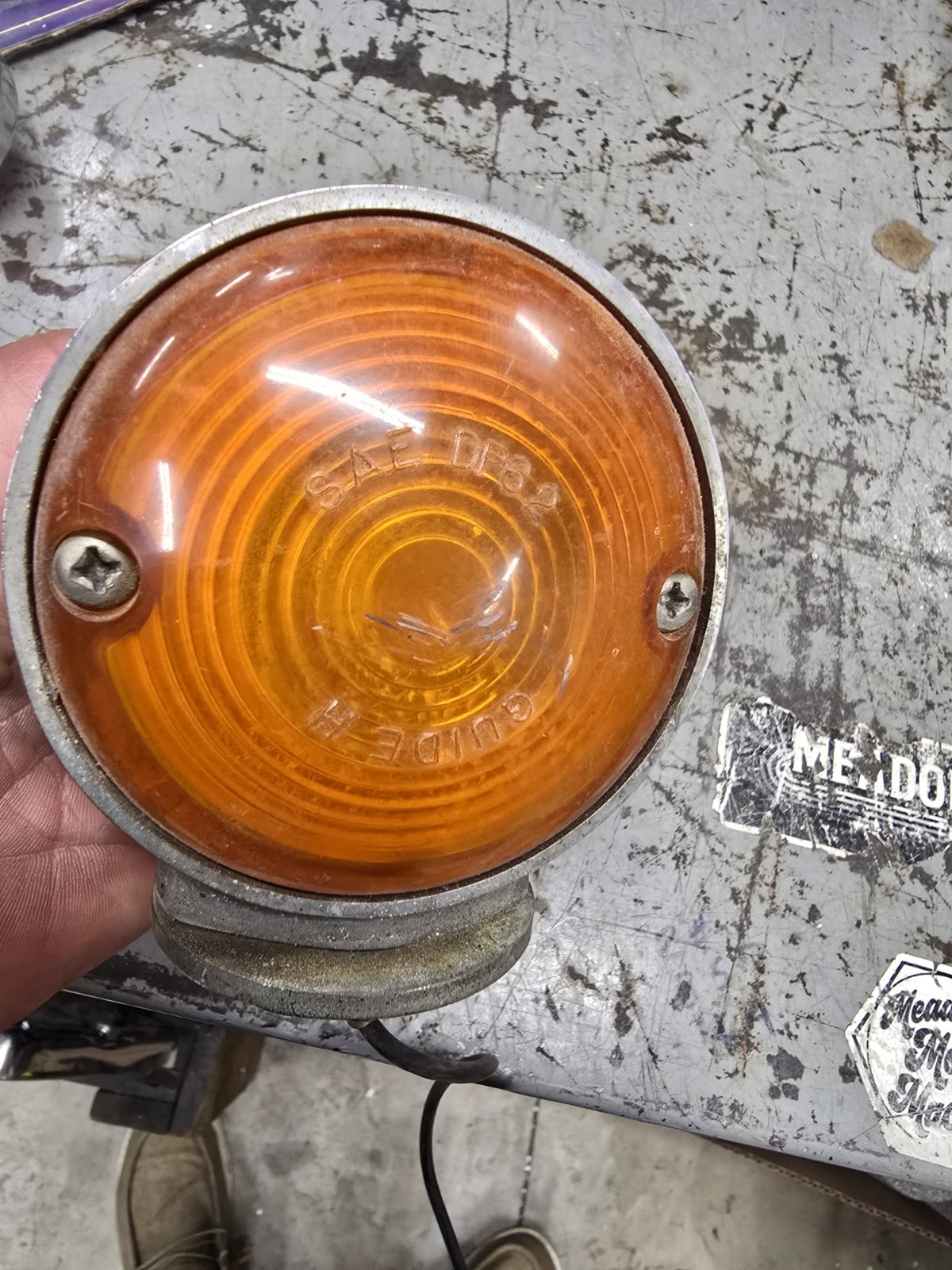 OEM HARLEY PANHEAD SHOVELHEAD MARKER LIGHT Lamp GUIDE H DP62 Turn Signal Bracket