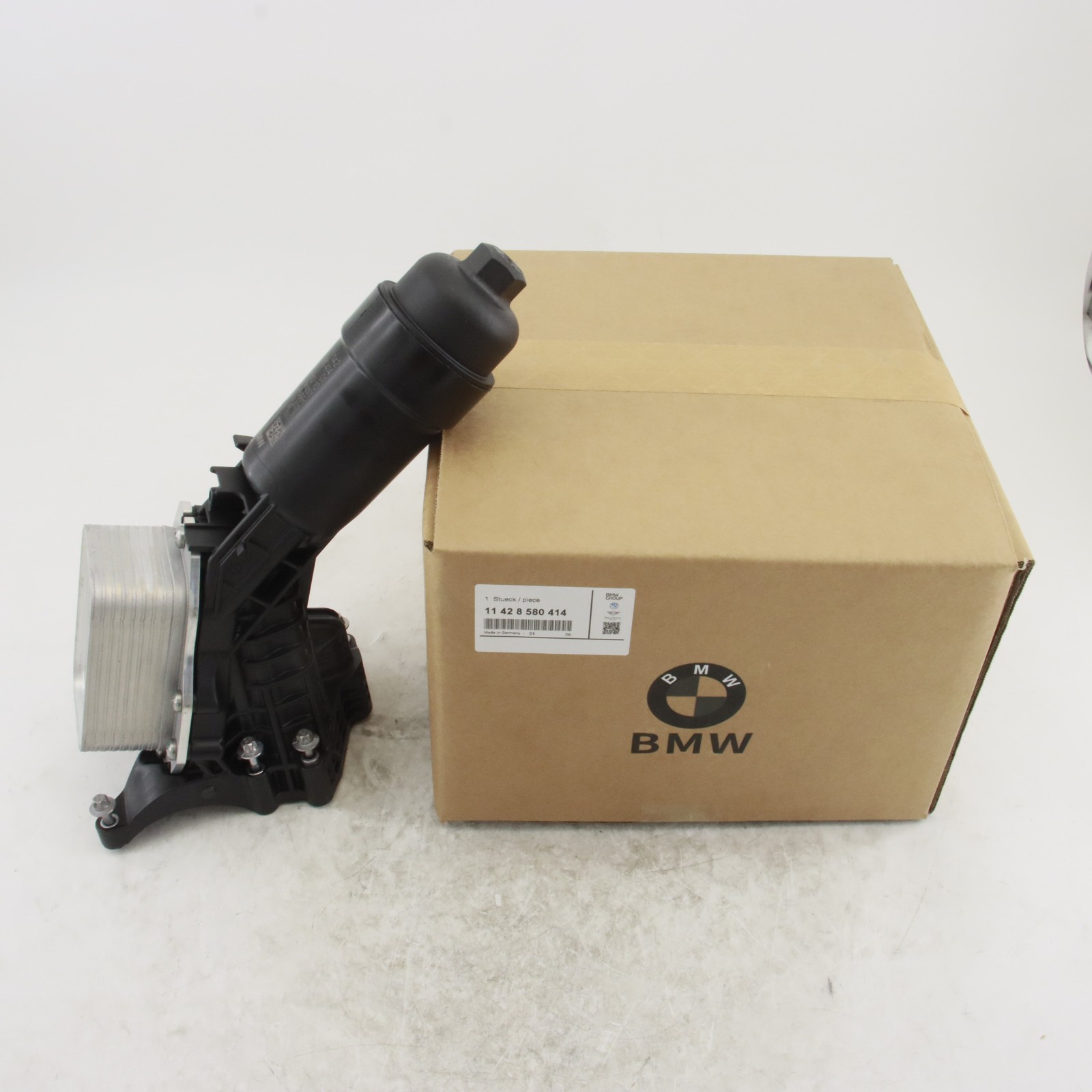 GENUINE Oil Cooler Filter Housing For BMW G20 G30 G29 G01 G02 11428580414 B48 GENUINE Oil Cooler Filter Housing For BMW G20 G30 G29 G01 G02 11428580414 B48