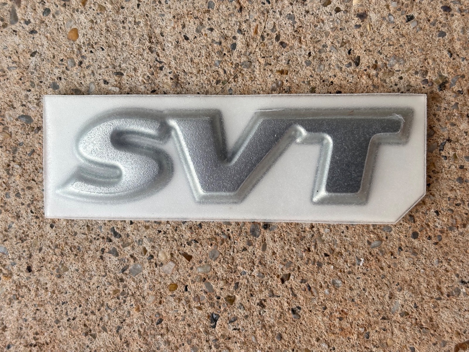 NOS 1995 95 FORD MUSTANG COBRA & COBRA R SVT DECKLID EMBLEM — F5ZZ-6342528-AA