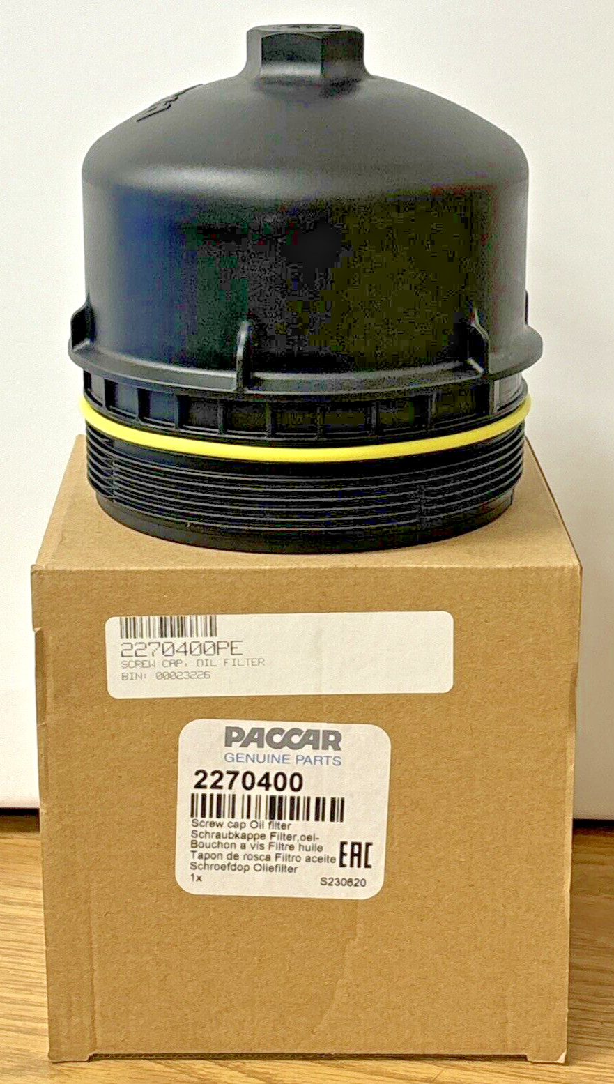 ~ BRAND NEW GENUINE PACCAR SCREW ON OIL FILTER CAP  ~  2270400