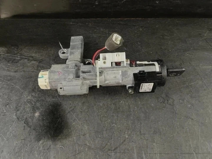 2005-2012 Nissan Pathfinder Ignition Switch Cylinder With Key OEM
