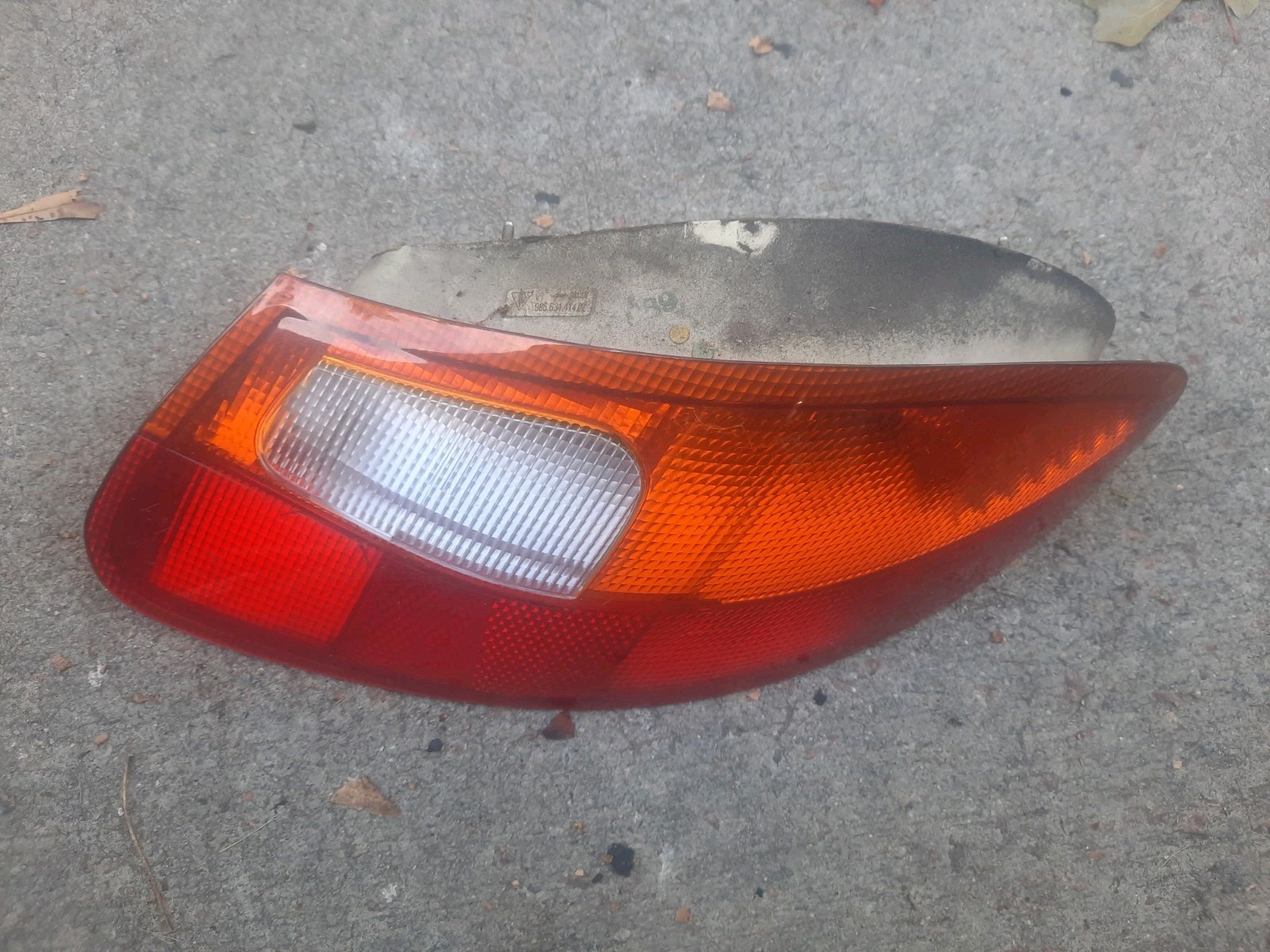 Passenger Right Tail Light Fits 97-02 PORSCHE BOXSTER 7261853 Passenger Right Tail Light Fits 97-02 PORSCHE BOXSTER 7261853