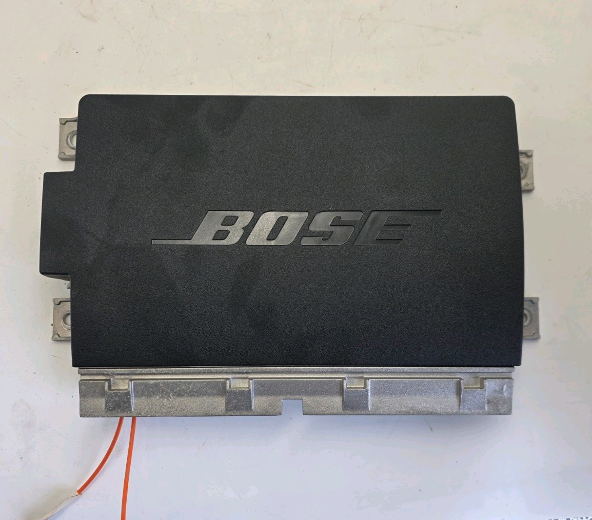2017-2024 Porsche Cayenne 991 Macan Bose Amplifier Module 4G5-035-223-D 2017-2024 Porsche Cayenne 991 Macan Bose Amplifier Module 4G5-035-223-D