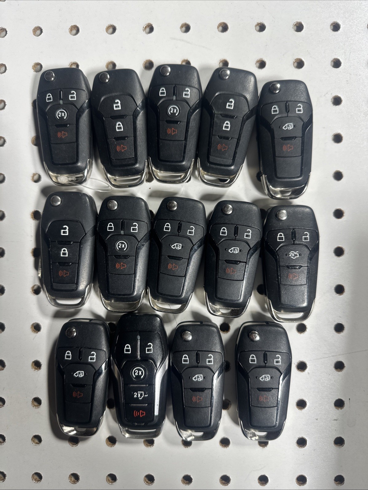 Lot Of 14Ford Flip Keyless Entry Remote Smart Key Fobs OEM Total Of 16 Oem Lot Of 14Ford Flip Keyless Entry Remote Smart Key Fobs OEM Total Of 16 Oem