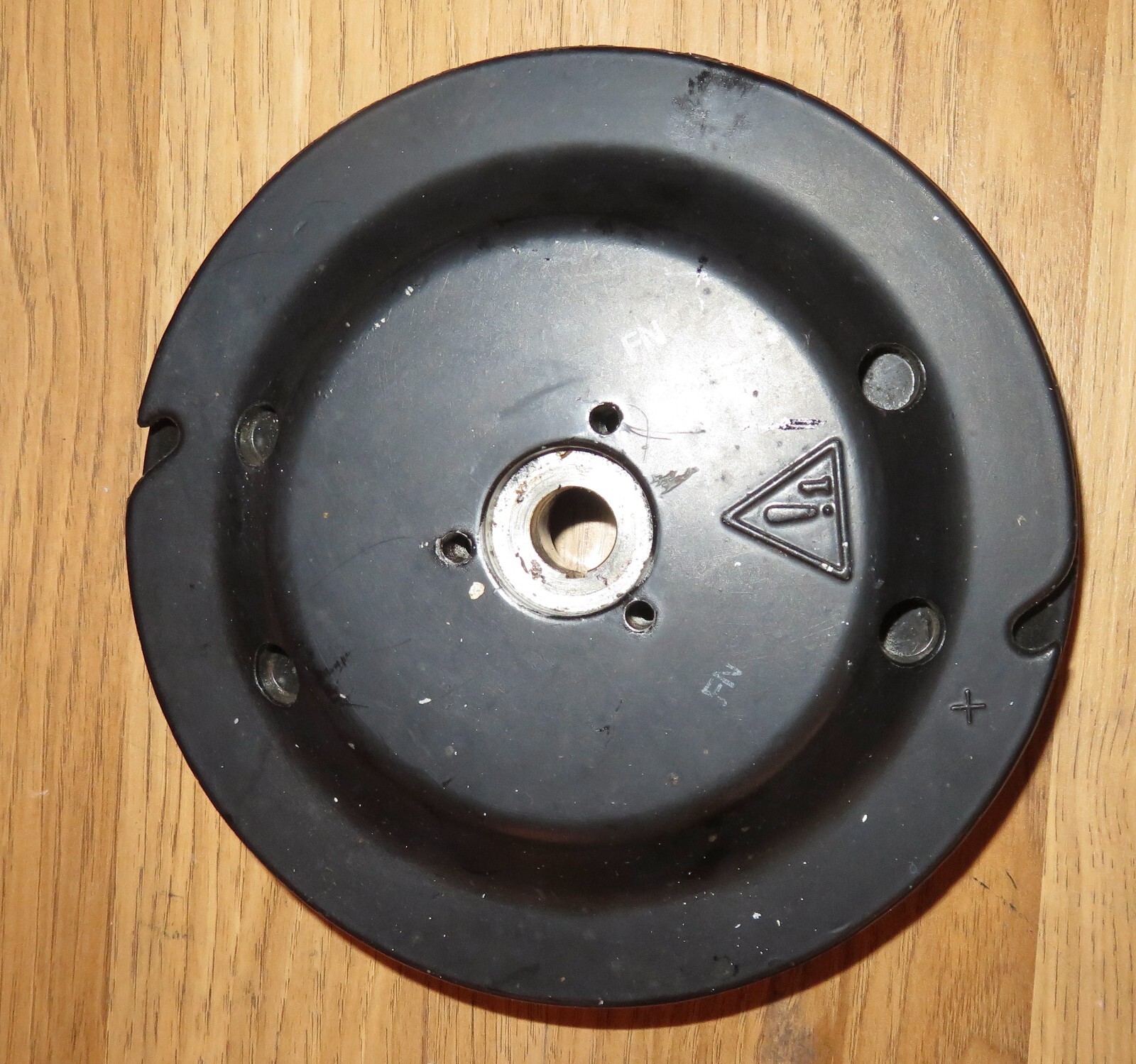 6 8 hp OMC Johnson Evinrude Outboard flywheel 0583916 1989 1990