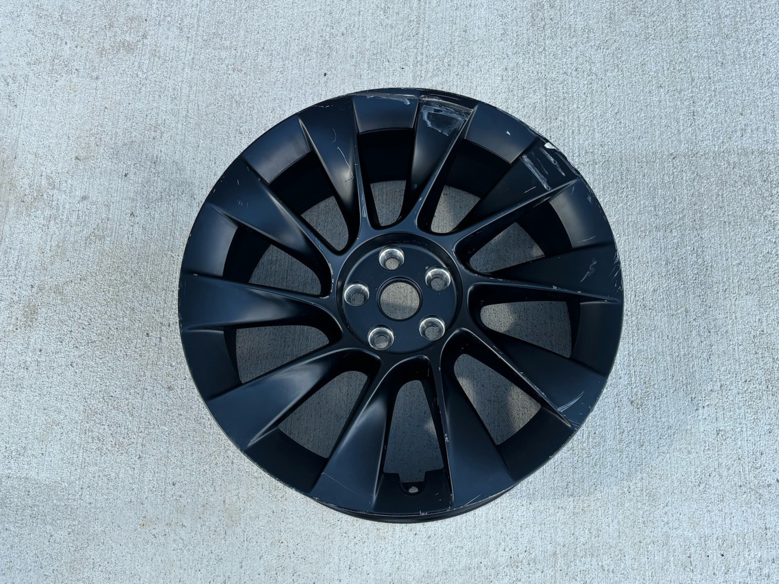 2020-2024 Tesla Model Y Wheel Rim Induction 20X9.5J ET45 1188223-00-B OEM 2020-2024 Tesla Model Y Wheel Rim Induction 20X9.5J ET45 1188223-00-B OEM