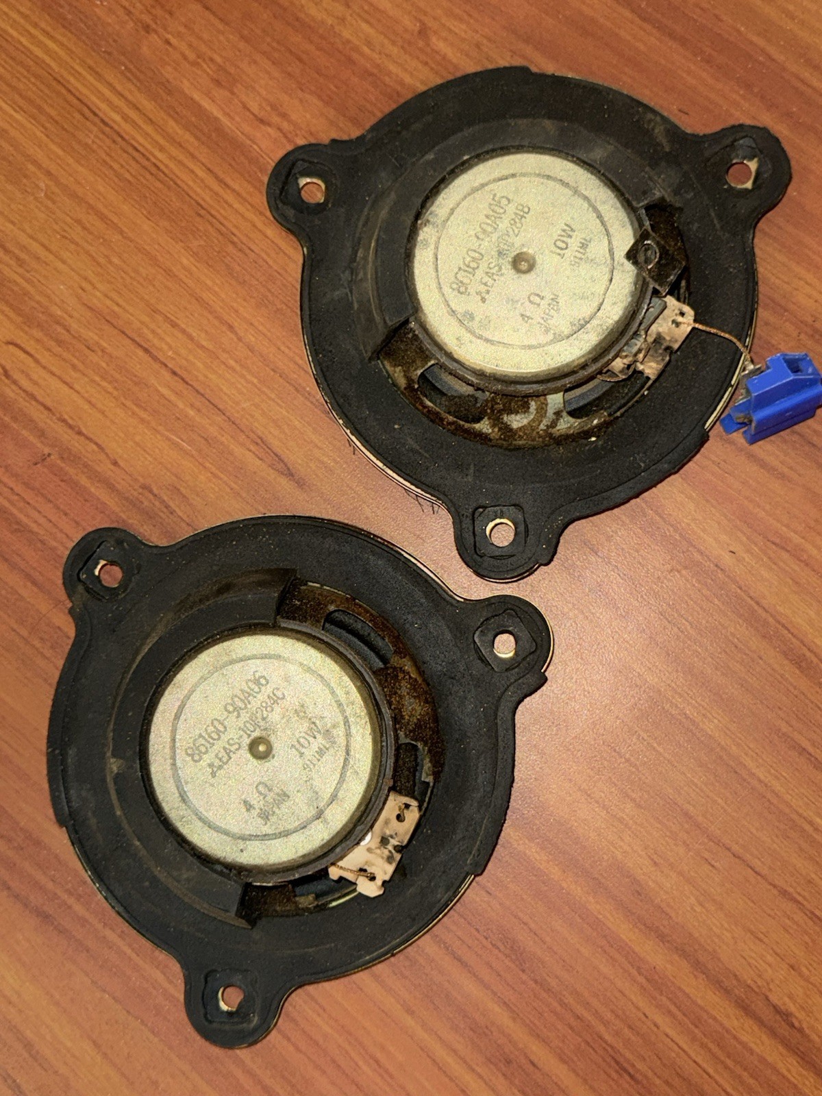 Vintage 1980s Japan Toyota Landcruiser Stereo Speakers Factory Original OEM Pair Vintage 1980s Japan Toyota Landcruiser Stereo Speakers Factory Original OEM Pair