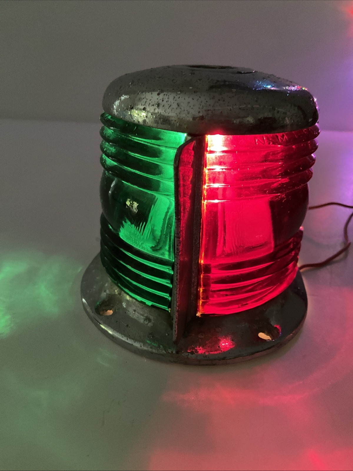 Vintage Attwood 8020-1 ? Boat Bow Navigation Light Red Green Flagpole Mount Vintage Attwood 8020-1 ? Boat Bow Navigation Light Red Green Flagpole Mount