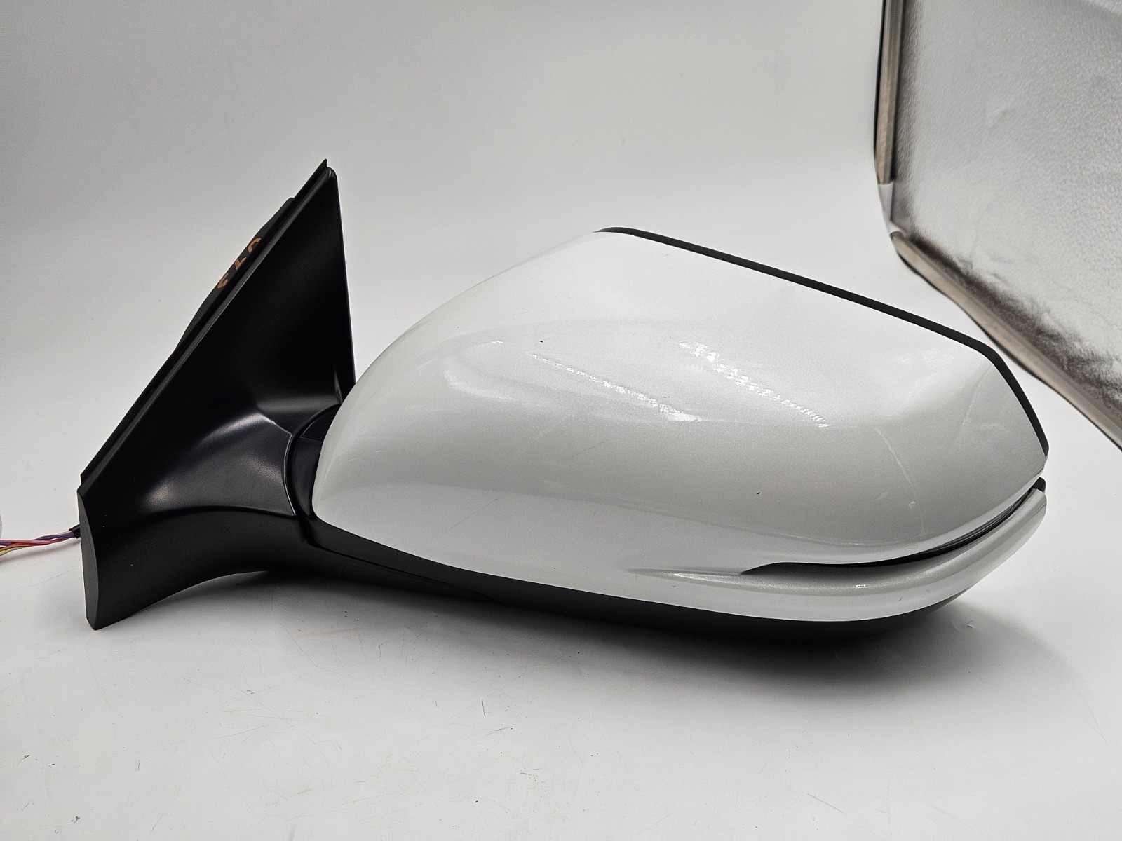2017-2022 Honda CR-V Left Driver Side Door Mirror White NH830M 5 WIRE OEM
