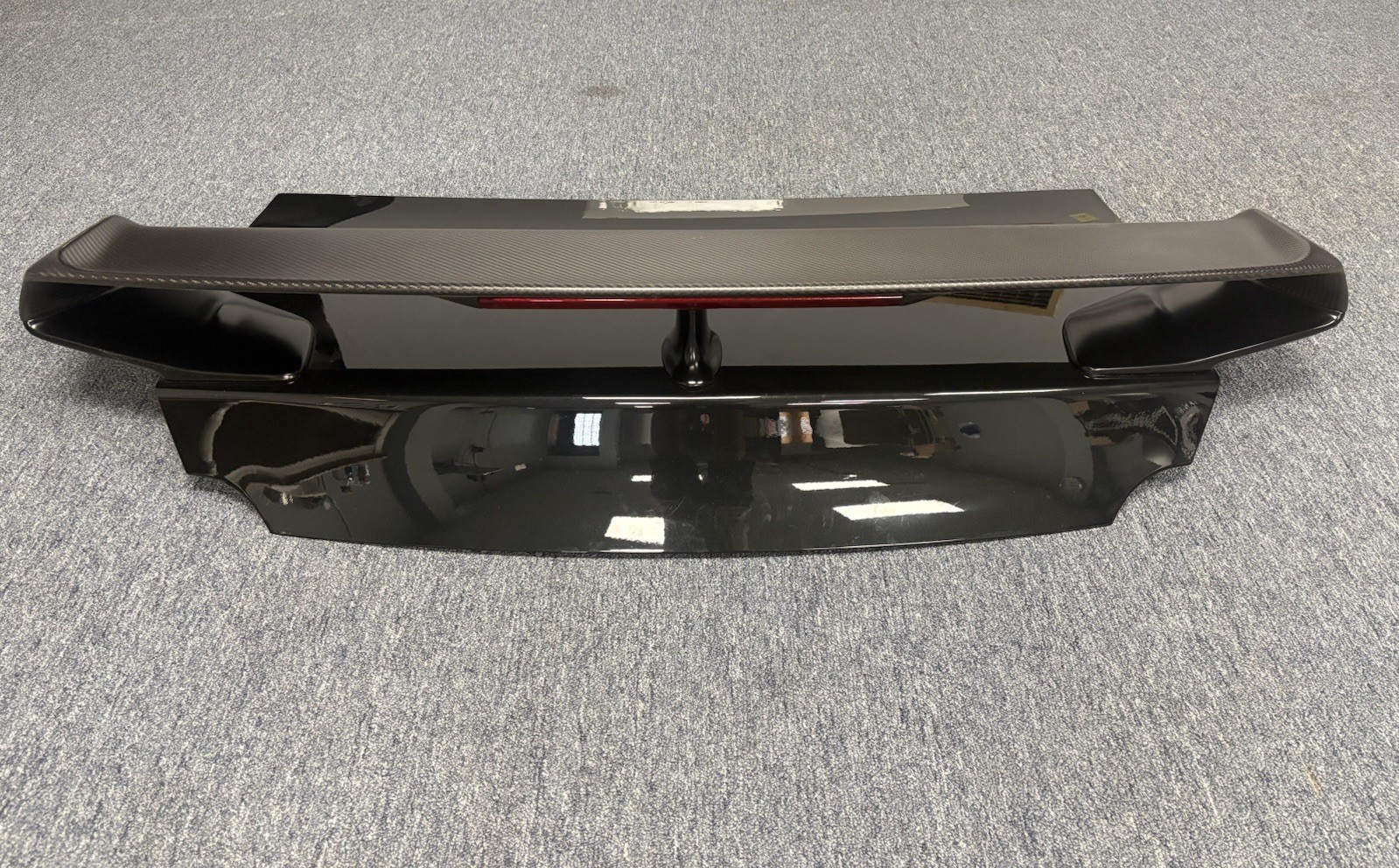2013-2019 NISSAN GTR GT-R OEM REAR TRUNK LID BLACK EDTION TRACK EDITION BLACK 2013-2019 NISSAN GTR GT-R OEM REAR TRUNK LID BLACK EDTION TRACK EDITION BLACK