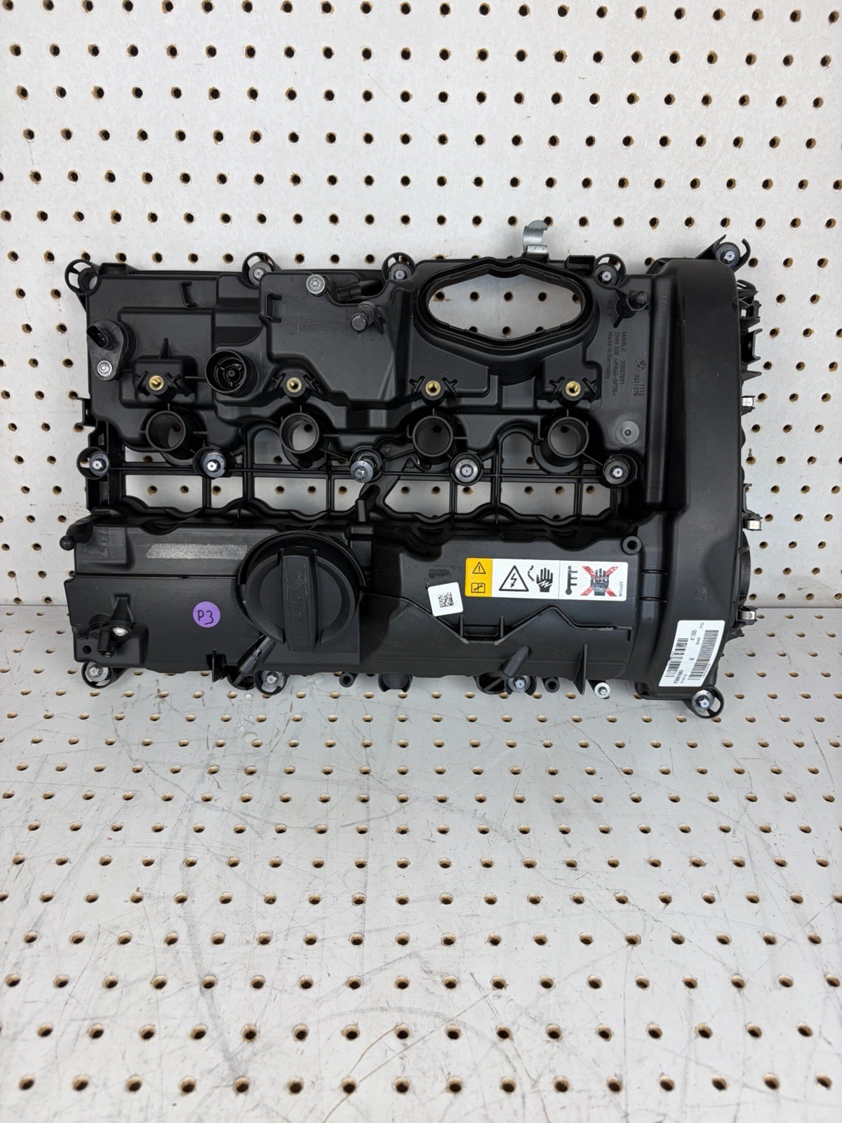 16-20 OEM BMW Valve Cover B46 7611278 F31 F30 F22 F32 F36 F23 F33 G30