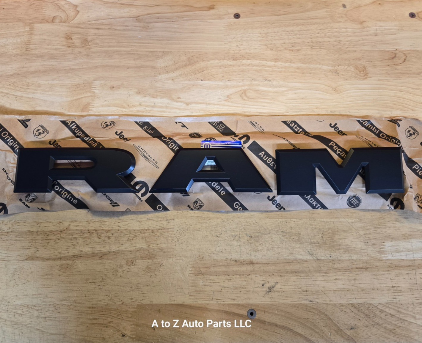 NEW 2025-2026 Dodge RAM 2500, 3500 H/Duty BLACK Grille Nameplate / Letters, OEM