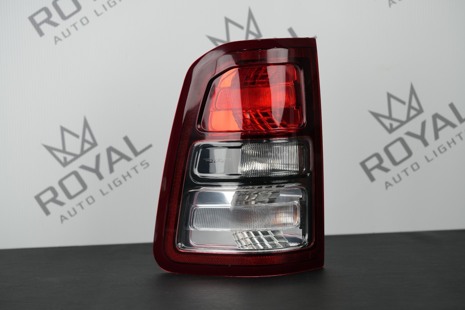 Perfect 2019-2025 RAM 1500 Incandescent Black TAILLIGHT LEFT DRIVER SIDE OEM Perfect 2019-2025 RAM 1500 Incandescent Black TAILLIGHT LEFT DRIVER SIDE OEM