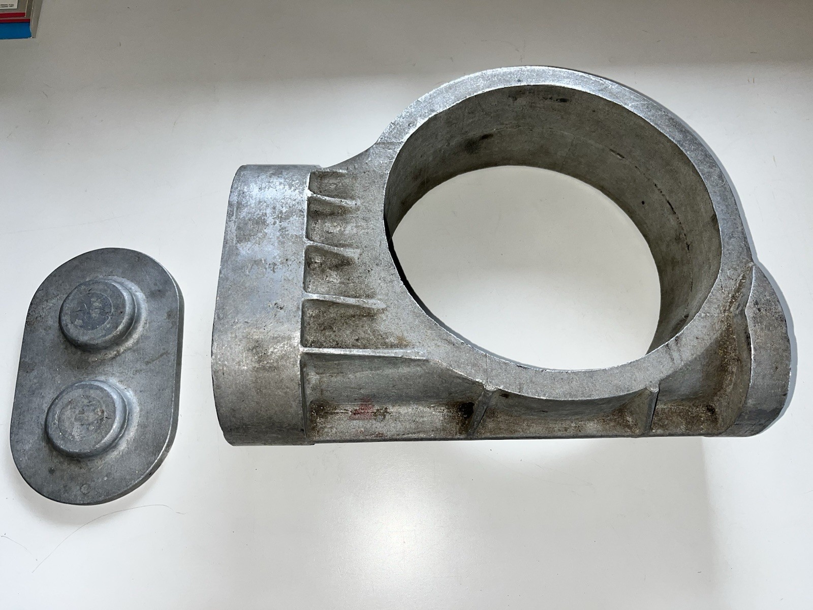 Vintage Quickchange Rear Casting Halibrand Aluminum 101 201 Model A Hot Rod TROG Vintage Quickchange Rear Casting Halibrand Aluminum 101 201 Model A Hot Rod TROG