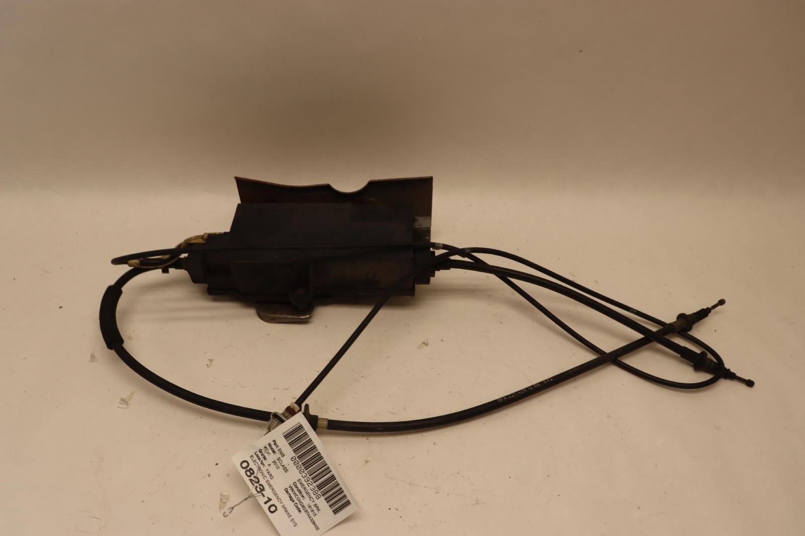 2007-2013 MERCEDES S550 W221 ELECTRONIC EMERGENCY PARKING BRAKE ACTUATOR OEM