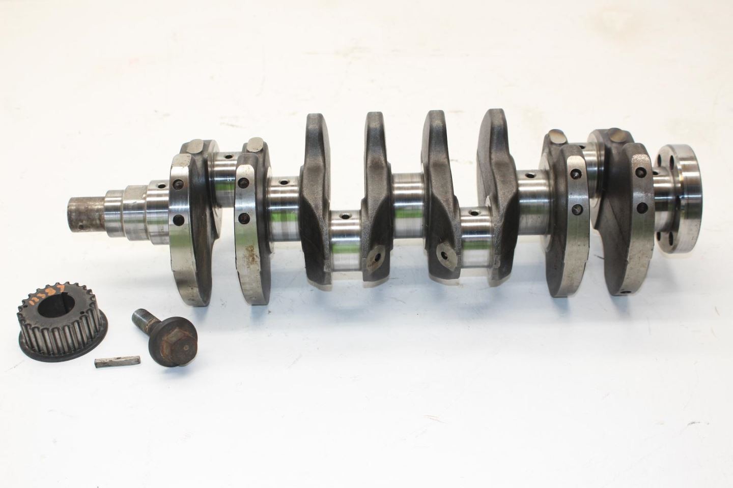 94-97 Mazda MX-5 Miata NA Crankshaft Assembly - Light wear on cylinder 4