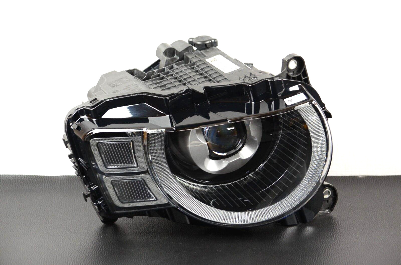 Perfect Genuine 20-26 Land Rover Defender Premium LED Headlight Right RH OEM