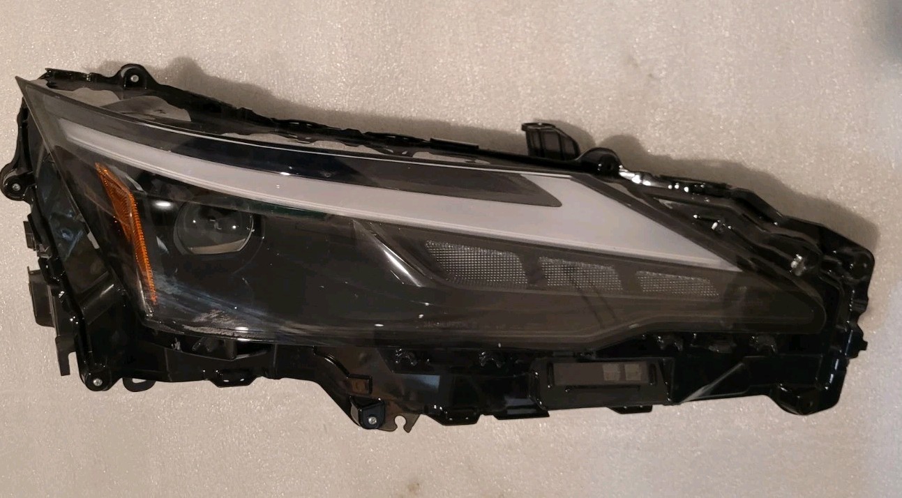 2026 LEXUS RZ 350e RH PASSENGER SIDE HEADLIGHT OEM