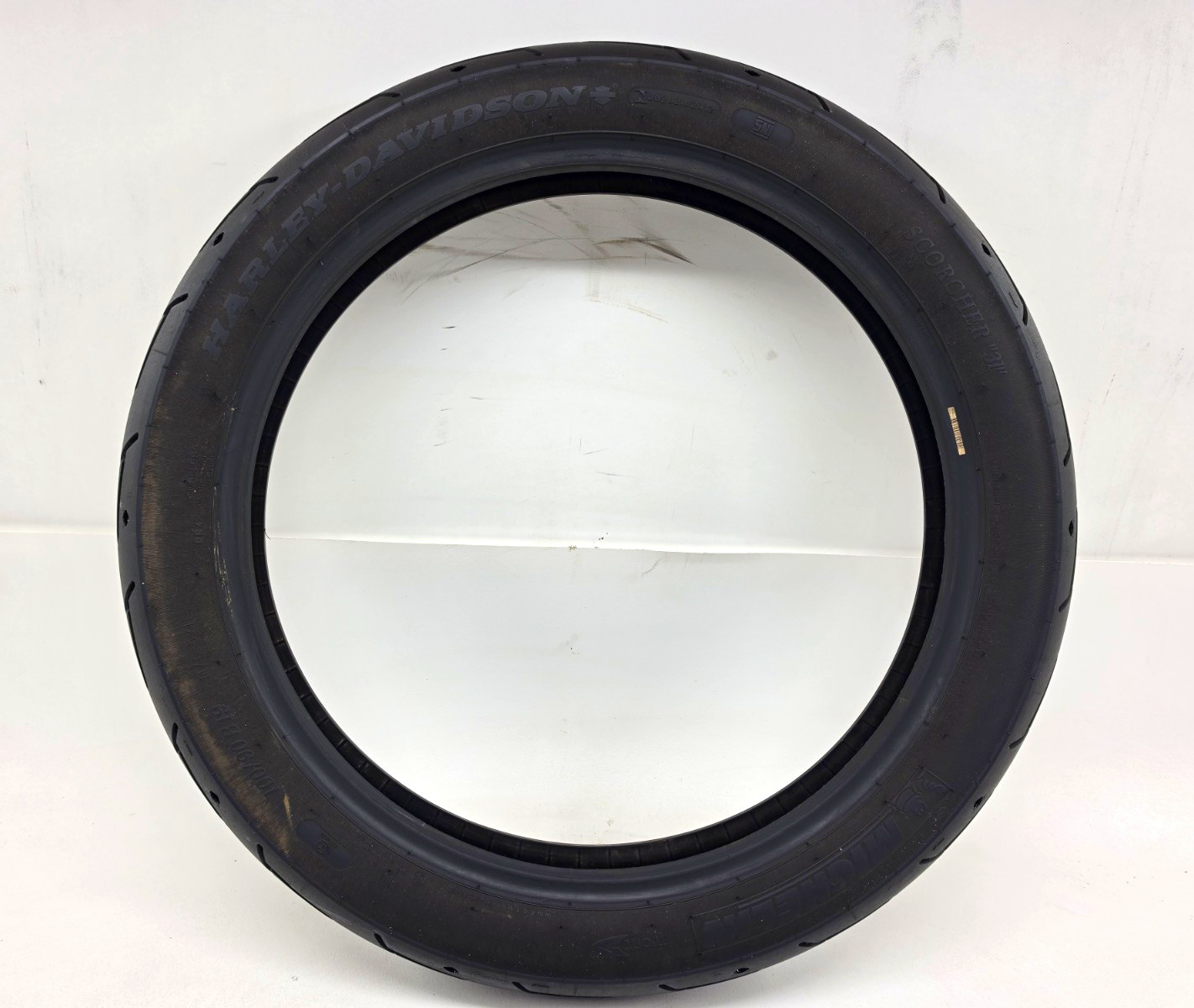 Michelin Scorcher 31 Front Tire 100/90B19 57H Harley-Davidson Michelin Scorcher 31 Front Tire 100/90B19 57H Harley-Davidson