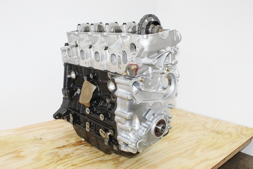1995-2004 Toyota Tacoma 2.4L Engine 2RZ-FE 4-Cylinder Brand New Motor