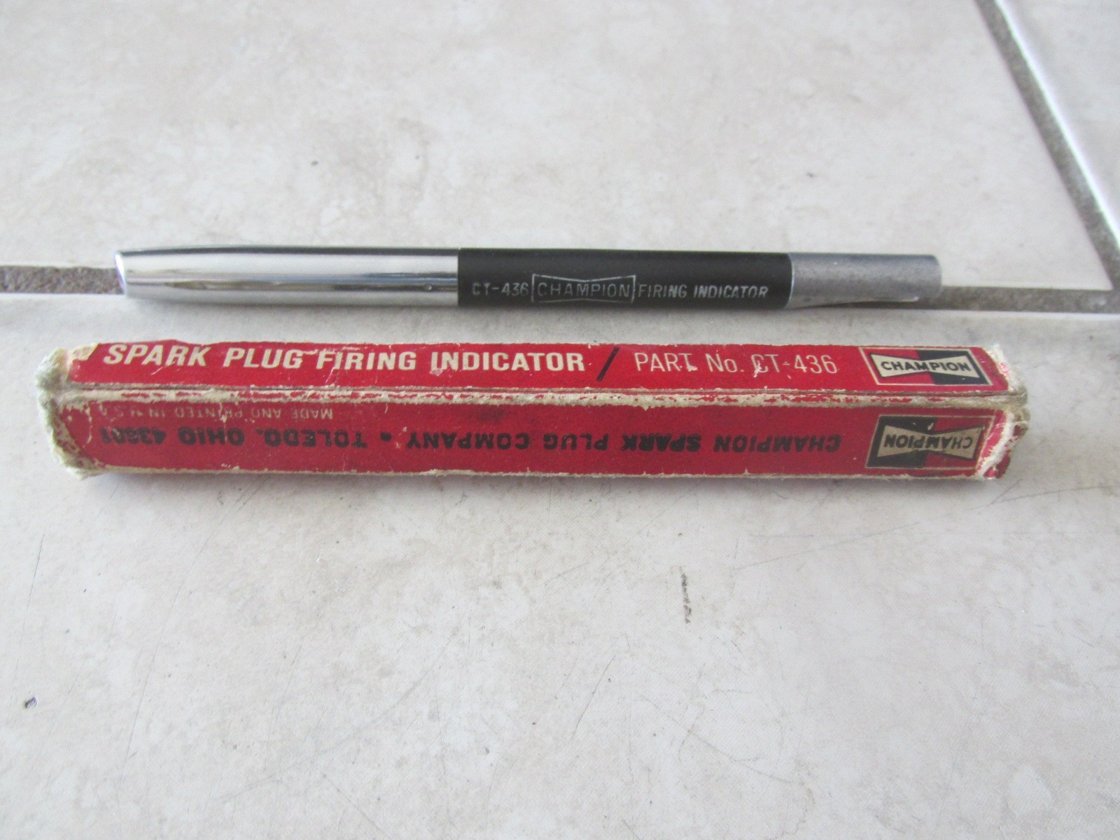 Vintage Champion CT-436 Spark Plug Firing Indicator Tool With Box