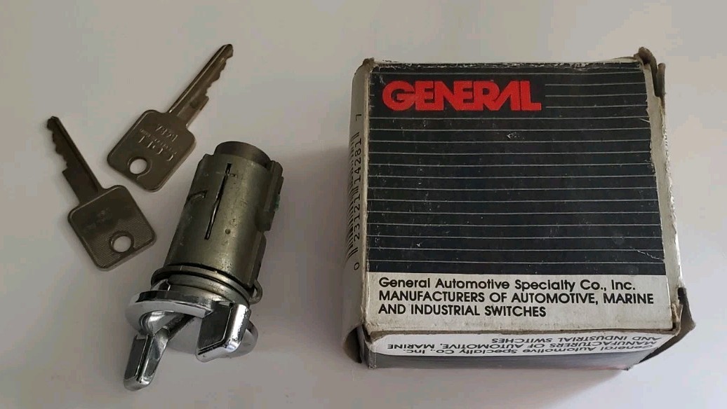 Vintage General Automotive Specialty Ignition Lock Cylinder 2 Keys GM US107L 