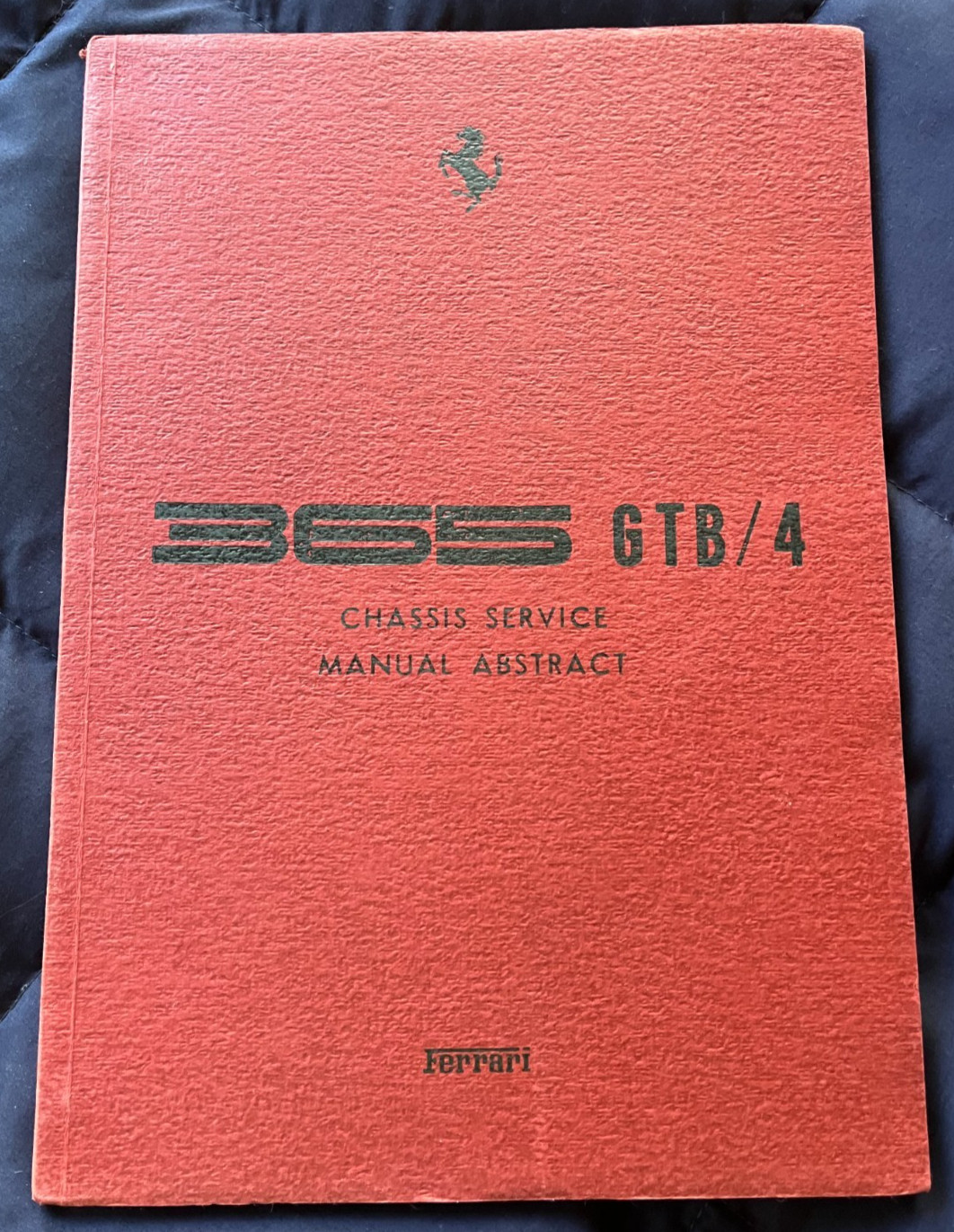 Ferrari 365 GTB/4 Daytona Berlinetta Chassis Service Manual Abstract