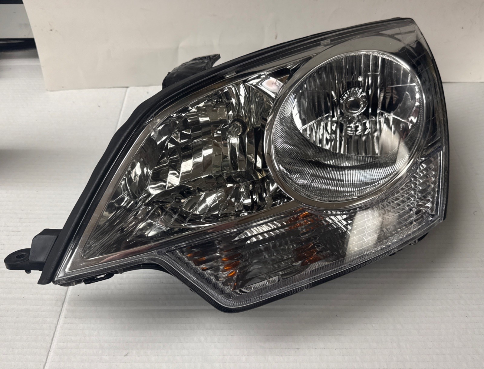 Genuine 2009 Opel Antara / 2008-2010 Saturn Vue Headlight 00024574 Genuine 2009 Opel Antara / 2008-2010 Saturn Vue Headlight 00024574