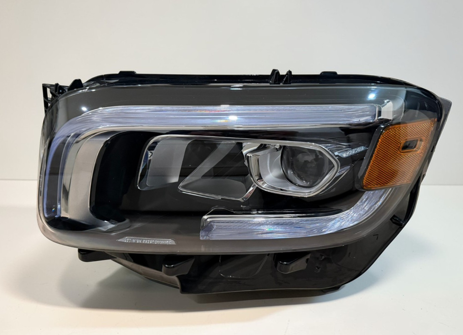 Nice 2020-2023 Mercedes-Benz GLB250 GLB35 AMG W247 LED Headlight Left OEM