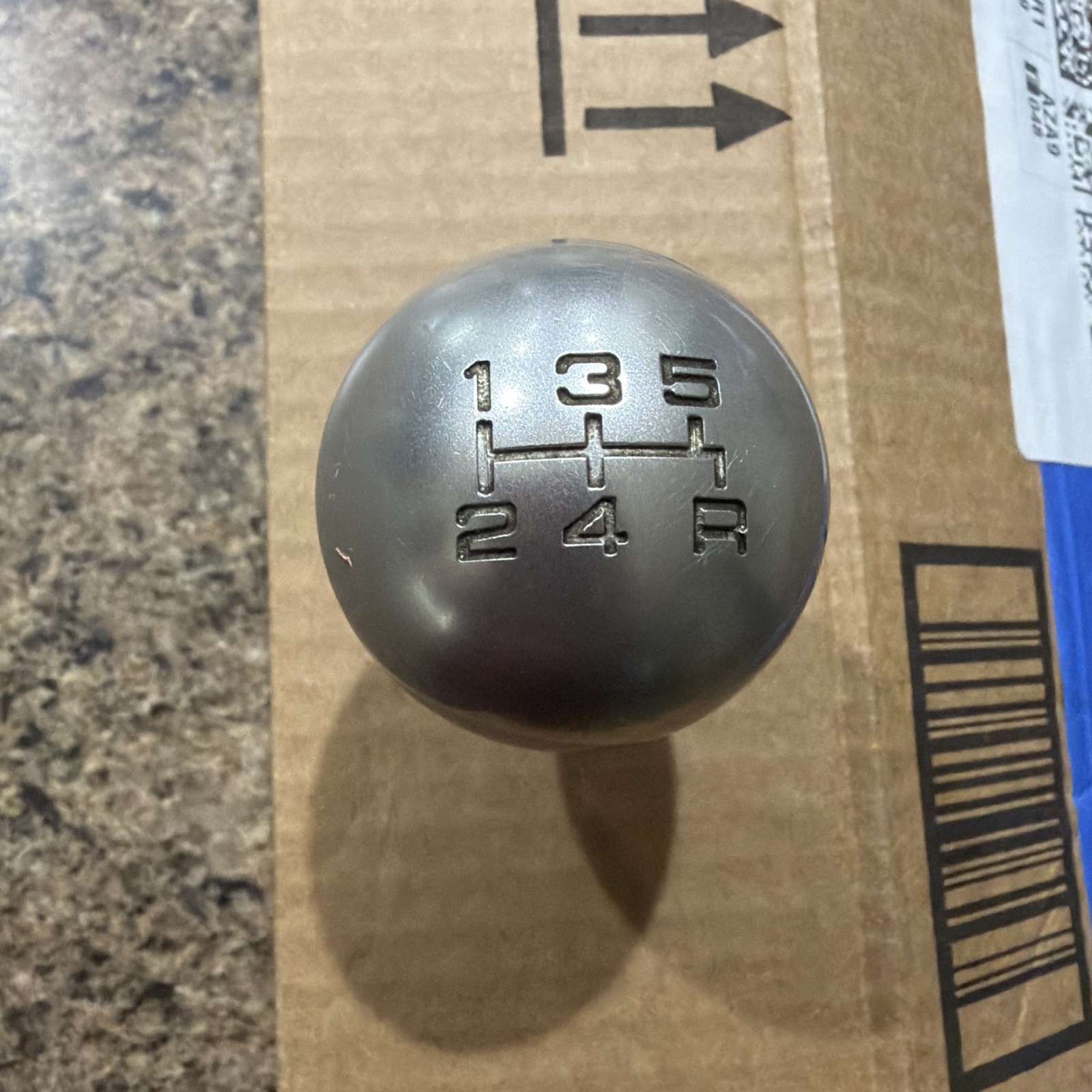 Ford Mustang ORIGINAL BULLITT 2003-2004 MACH 1 2004 40th 5-Speed Shift Knob Ford Mustang ORIGINAL BULLITT 2003-2004 MACH 1 2004 40th 5-Speed Shift Knob
