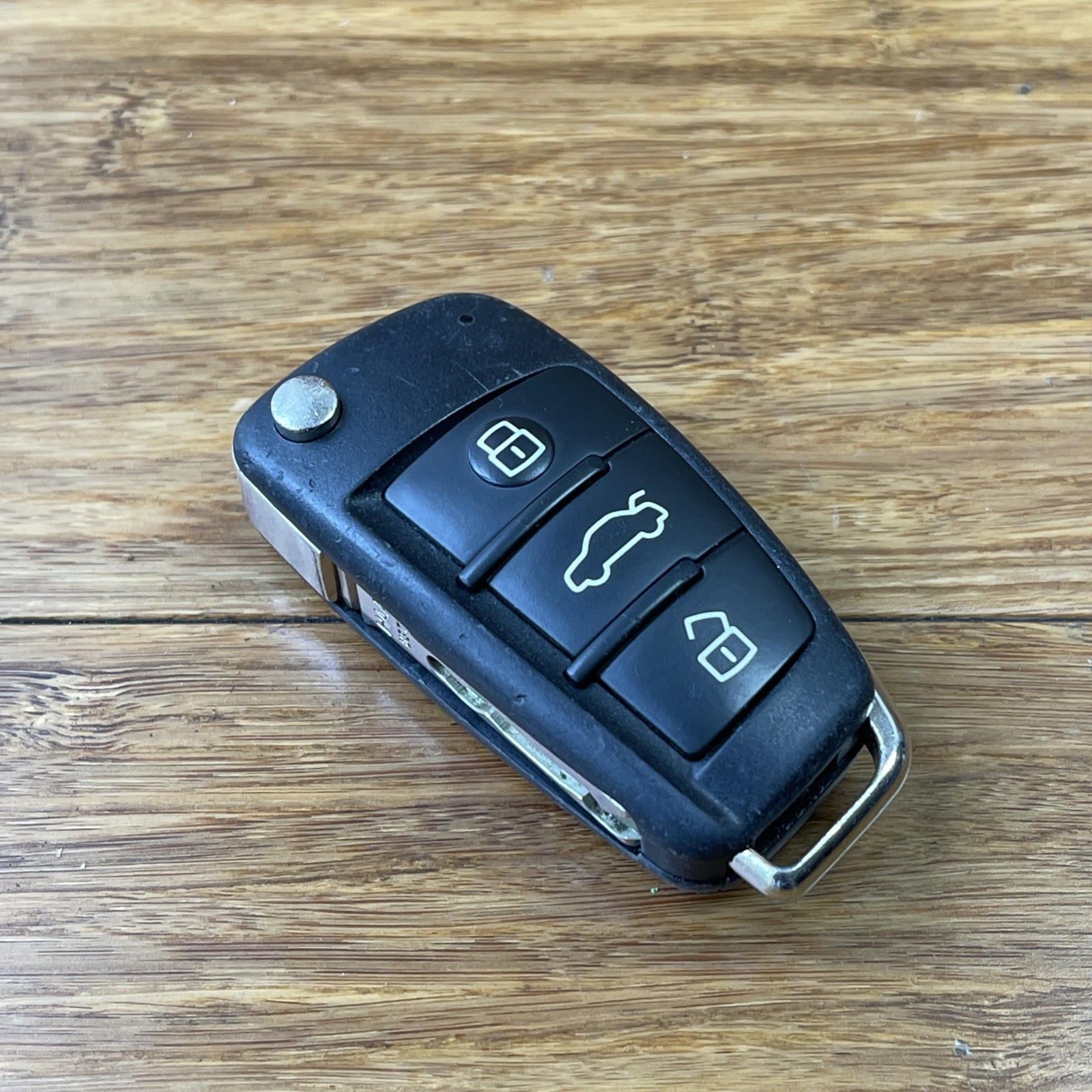 2015-2020 Audi S3 8V Keyless Entry Remote Fob 4 Button With/ Key Black OEM