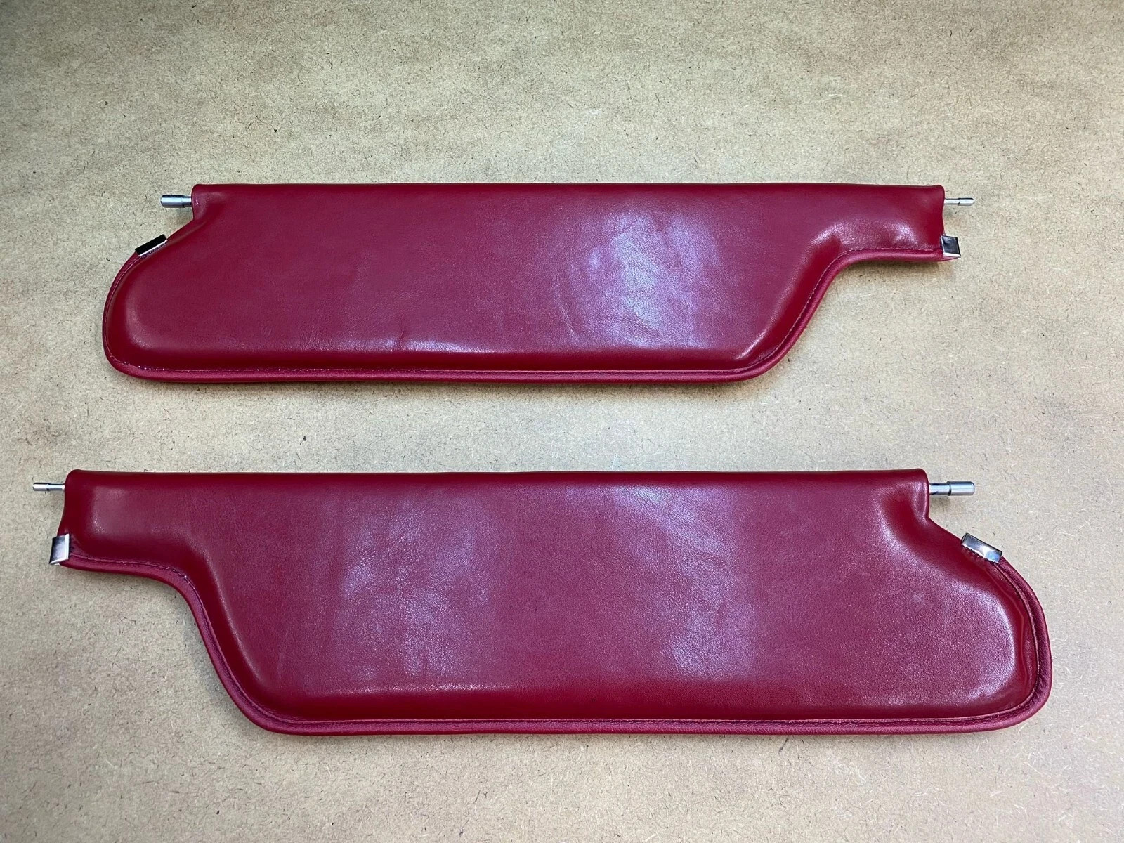 For Oldsmobile 442Cutlass Convert. burgundy sunvisor sun visors pair 1966-67