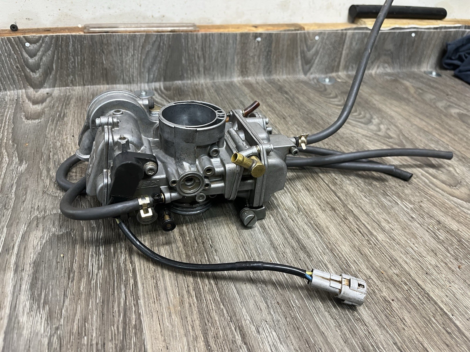 2009 Yamaha YZ250F OEM Keihin Carburetor USED FCR-MX 38mm Flat Slide 2009 Yamaha YZ250F OEM Keihin Carburetor USED FCR-MX 38mm Flat Slide