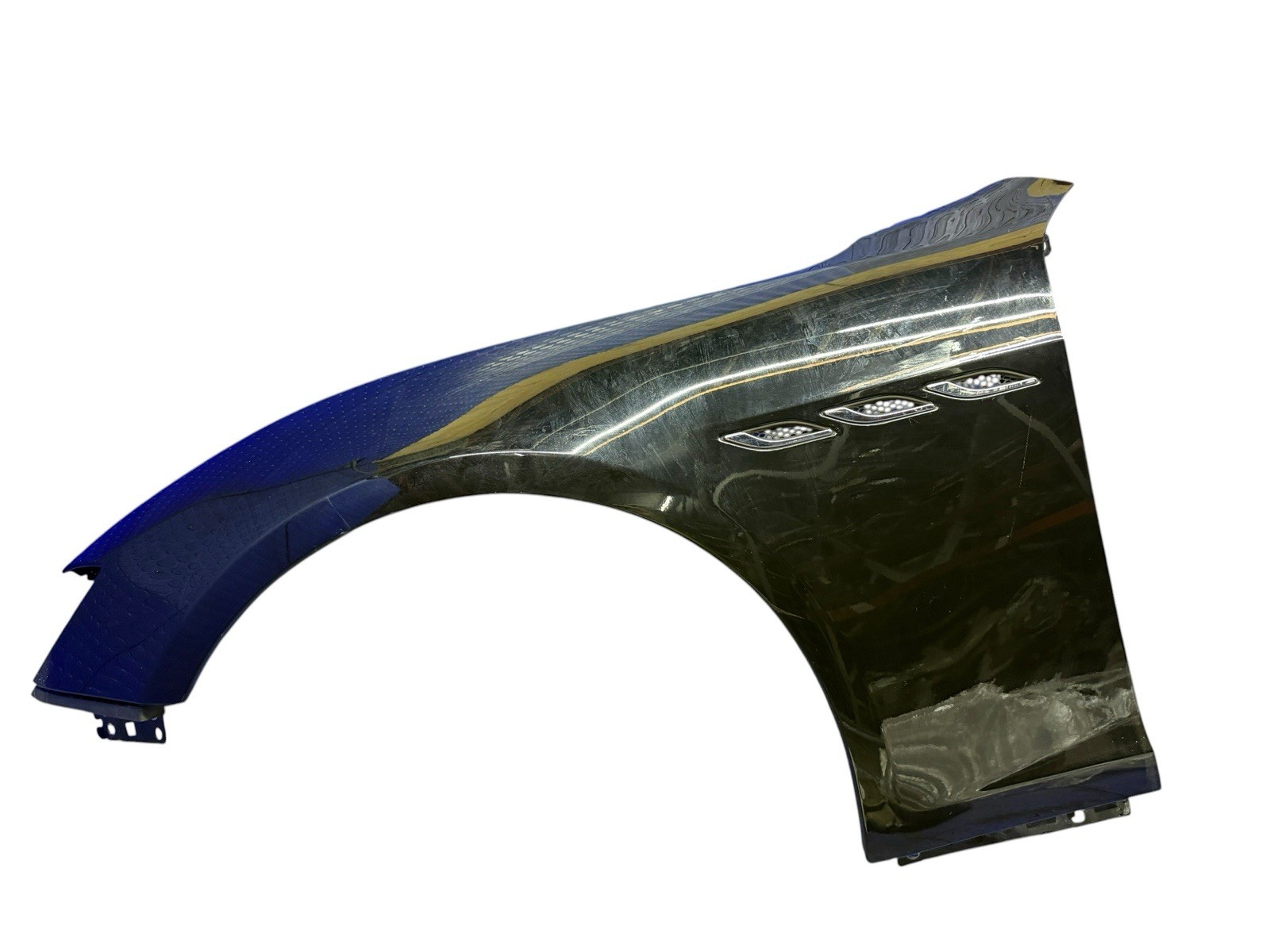 14-20 Maserati Ghibli Front Left Driver Side Fender Assembly Black 670008304 OEM 14-20 Maserati Ghibli Front Left Driver Side Fender Assembly Black 670008304 OEM