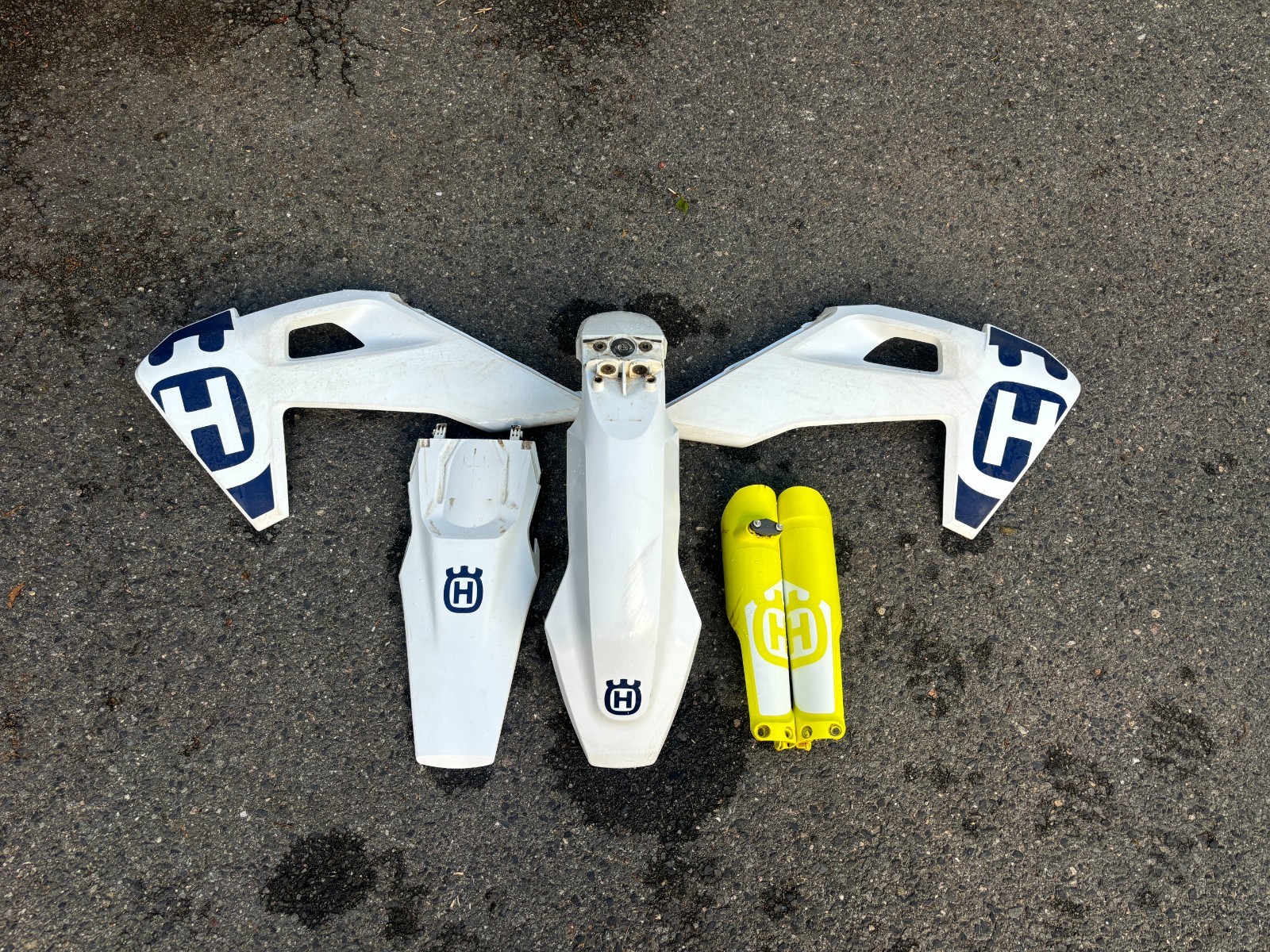 2020 Husqvarna FE350 - OEM Plastics (Fenders, Shrouds, Fork Guards only)