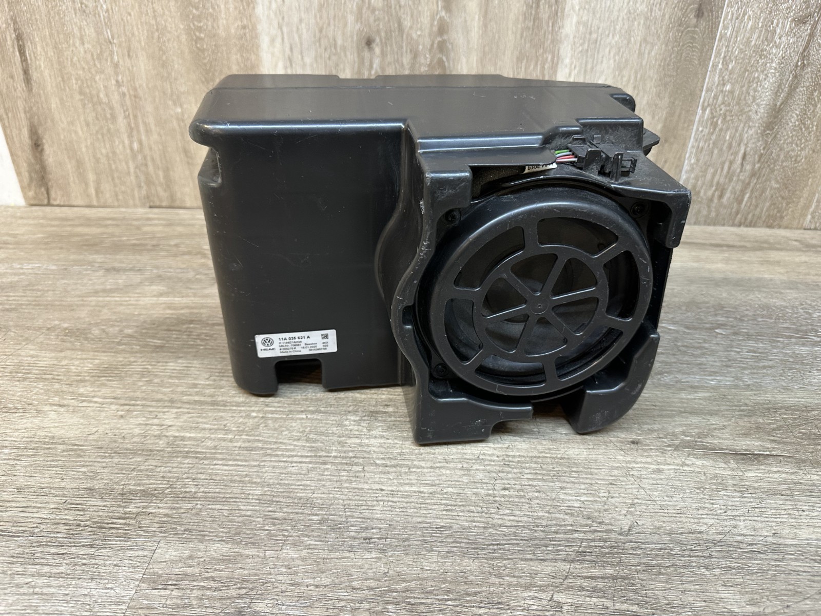 2021-23 VW ID.4 SUBWOOFER ASSY OEM PART # 11A.035.621.A