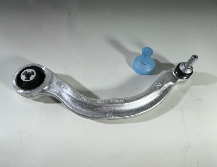2017-2023 Tesla Model 3/Y Front RIGHT Suspension Lower Control Arm Link 1044359
