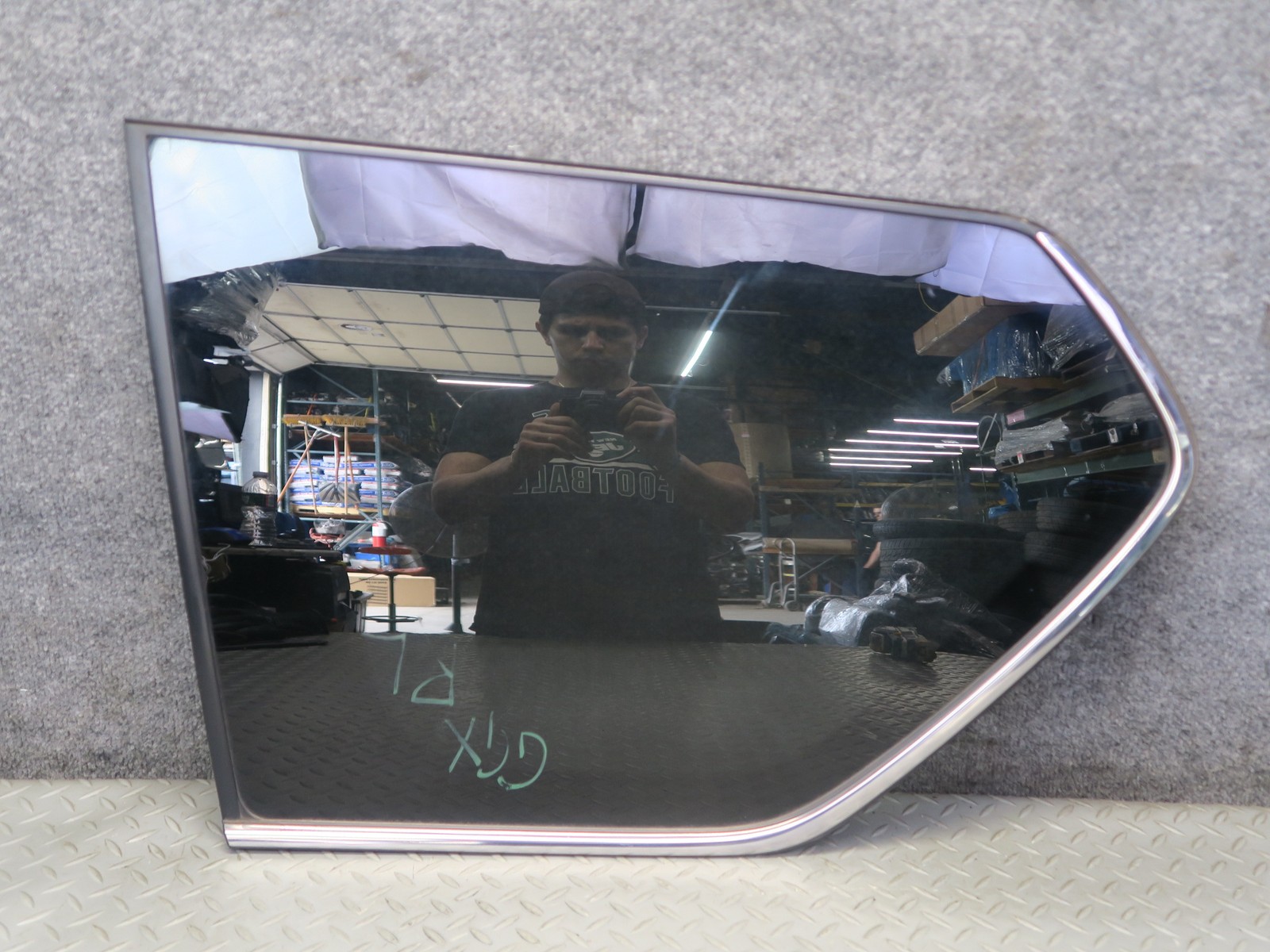 2010-2023 LEXUS URJ150L GX460 REAR LEFT DRIVER SIDE QUARTER GLASS WINDOW
