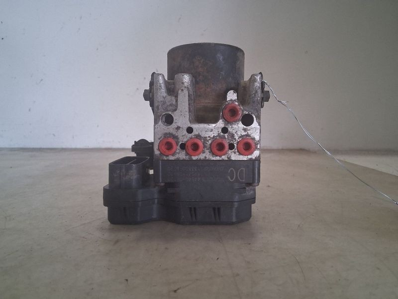 2004-2008 Toyota Sienna ABS Anti-Lock Brake Pump Module Assembly OEM