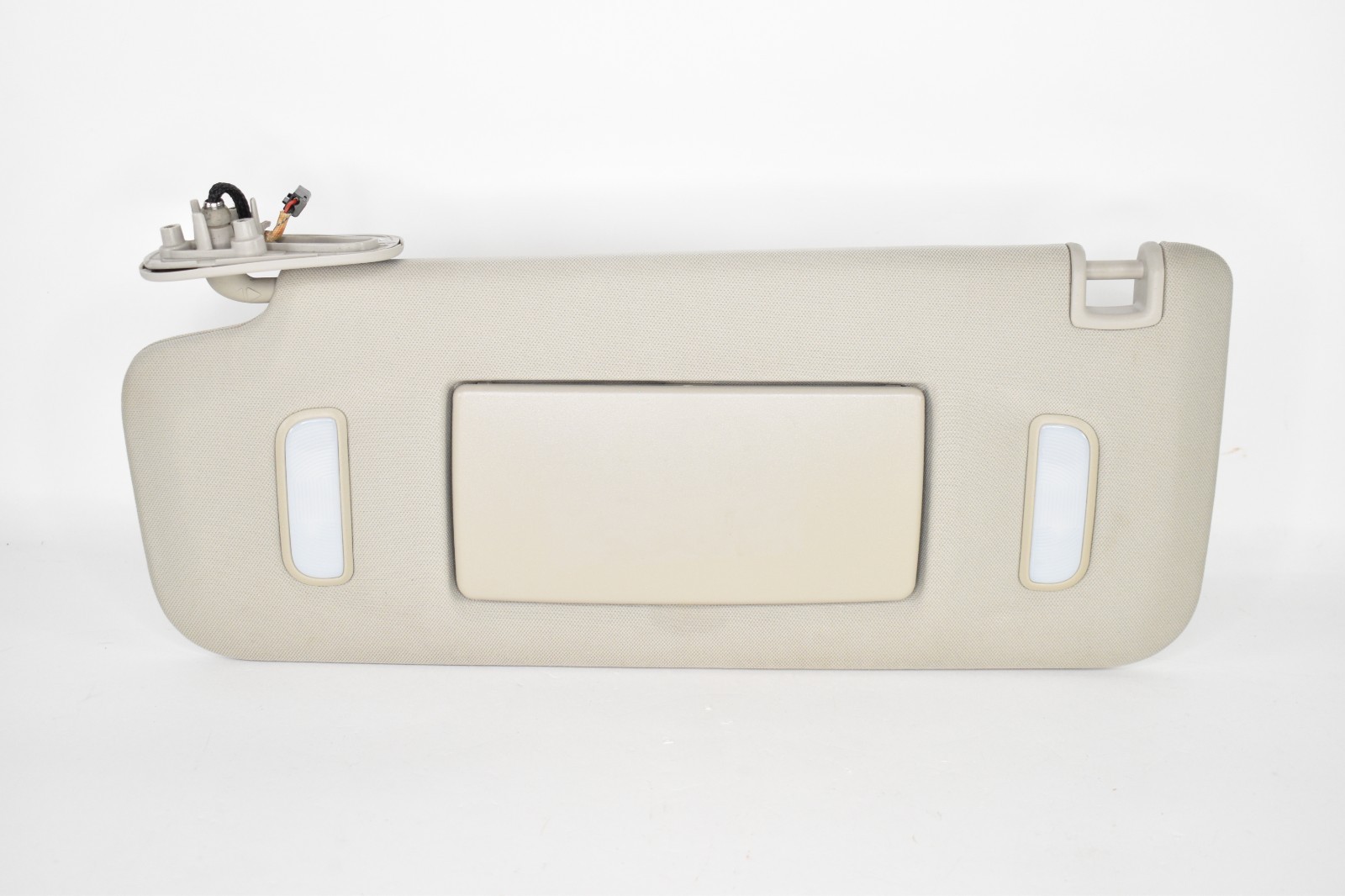 2007-2014 Tahoe Yukon Suburban Escalade Driver Left Sunvisor Sun Visor OEM
