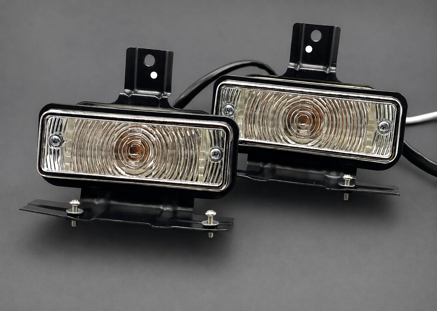 1969 Chevelle EI Camino “SS” Parking Lamp Assembly w/ Trim Pair LH RH 1969 Chevelle EI Camino “SS” Parking Lamp Assembly w/ Trim Pair LH RH