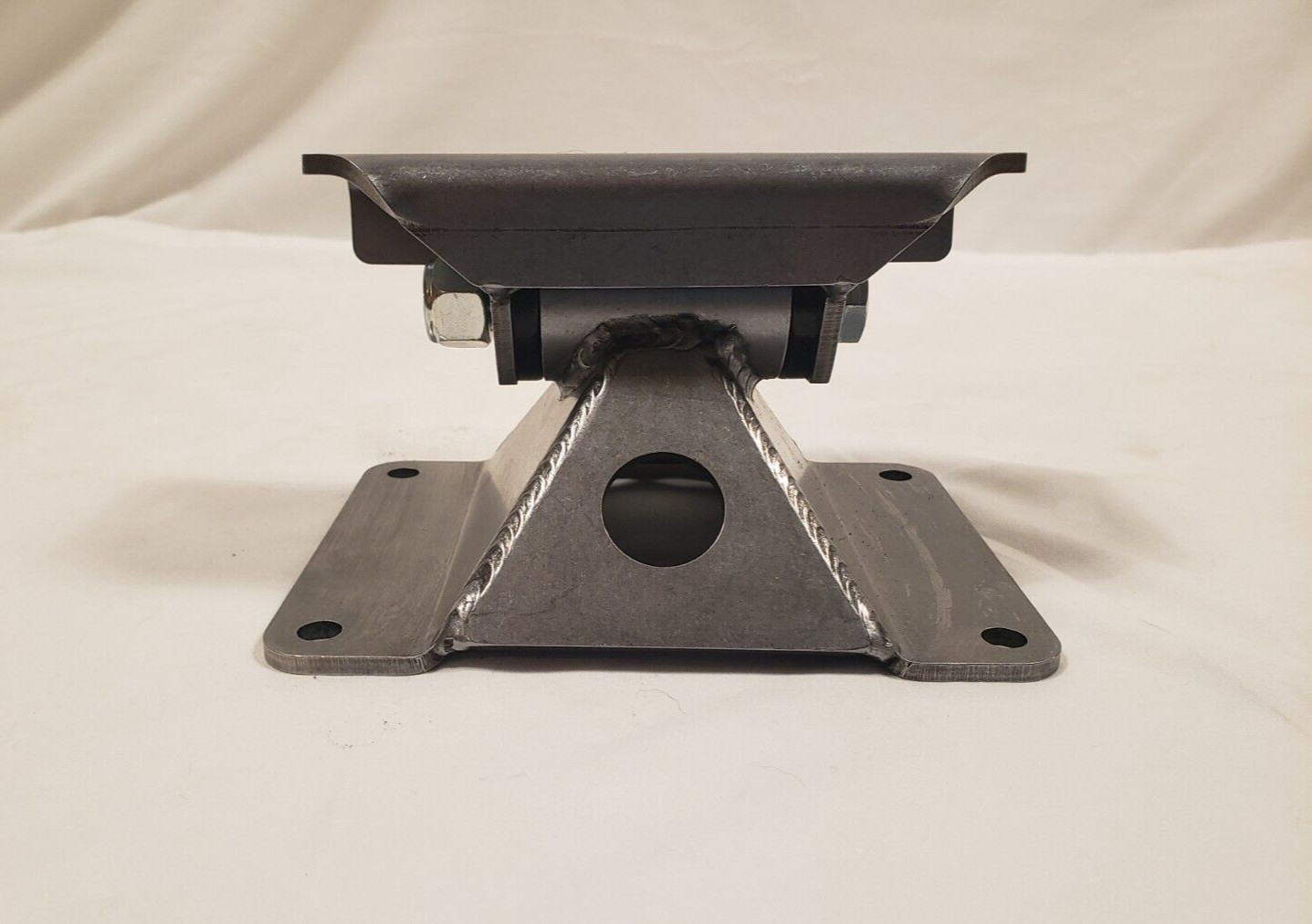 1967-1977 Ford F150 4x4 transmission pedestal and mount 1967-1977 Ford F150 4x4 transmission pedestal and mount