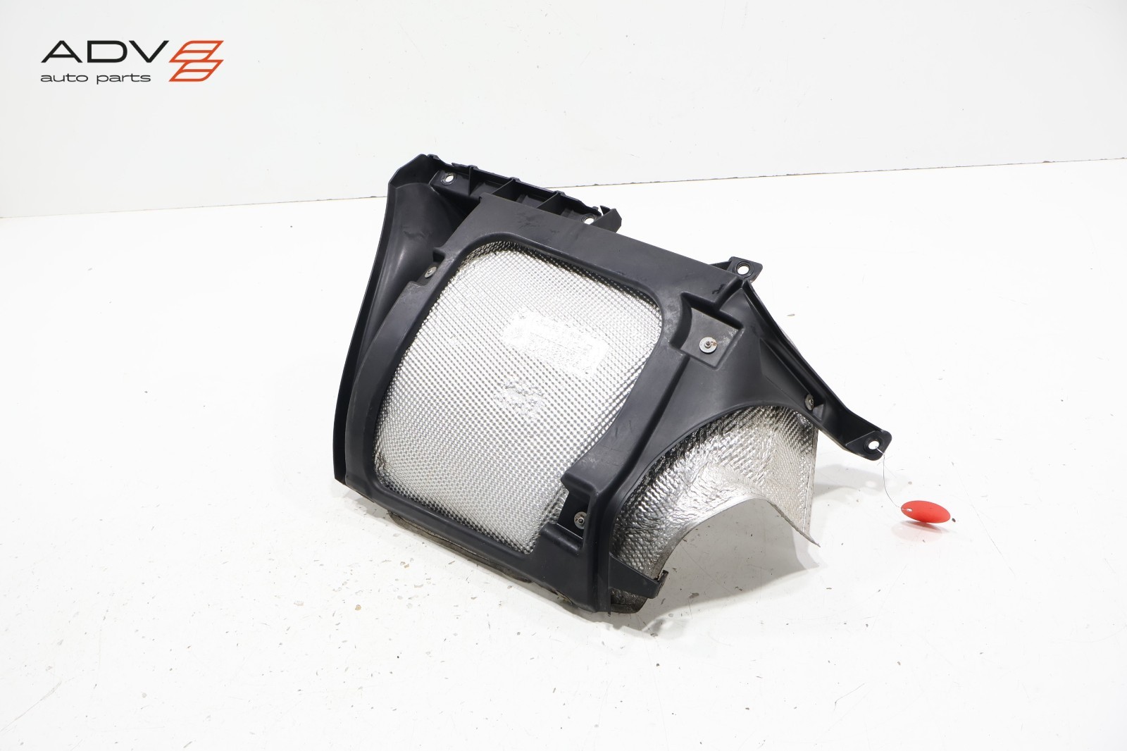 2002-05 PORSCHE 911 CARRERA REAR BUMPER LEFT RETAINER BRACKET & HEAT SHIELD OEM
