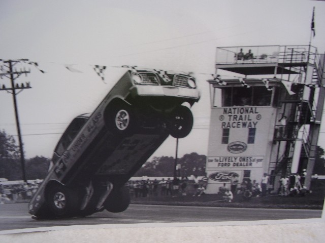 1966 PLYMOUTH BARRACUDA HURST HEMI UNDER GLASS  11 X 17  PHOTO /  PICTURE
