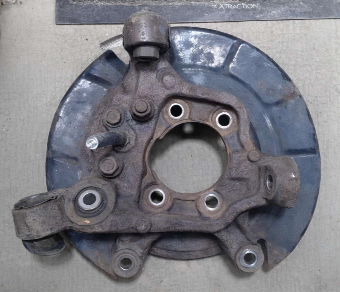 2003-2008 Infiniti FX FX35 FX45 Left Driver Rear Knuckle Stub Axle Assembly Oem