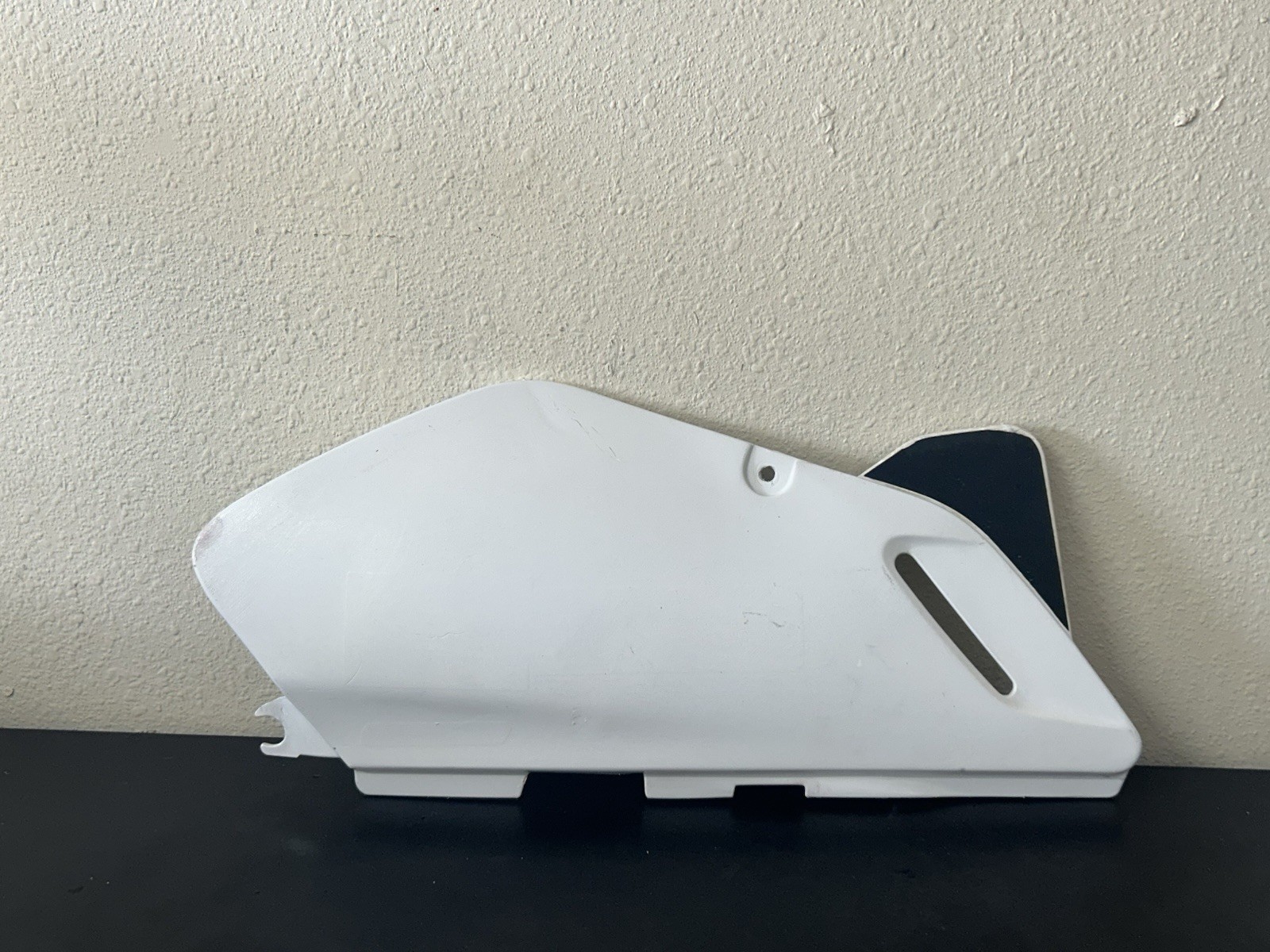1996- 2026 DR650 white OEM left-side frame cover / side panel 1996- 2026 DR650 white OEM left-side frame cover / side panel