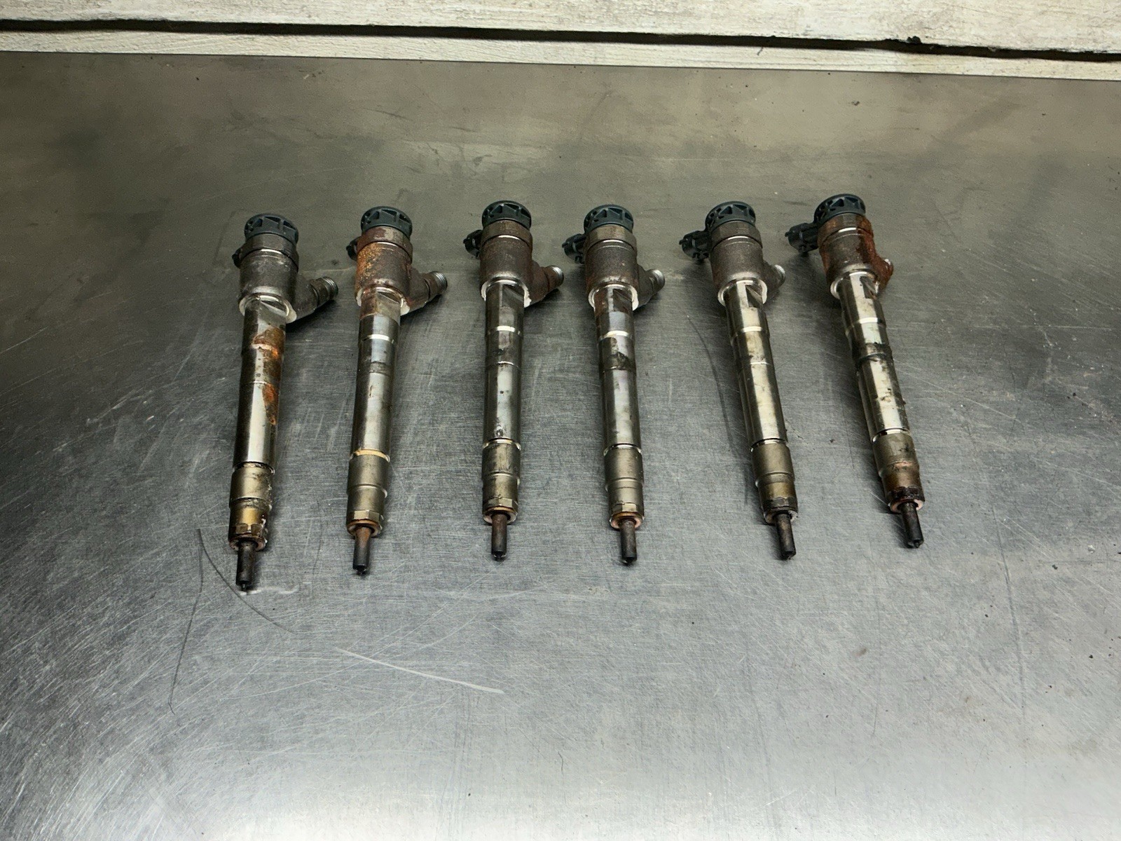 OEM 2014-2018 RAM 3.0L ECODIESEL DIESEL FUEL INJECTOR SET OF 6 35062016F OEM 2014-2018 RAM 3.0L ECODIESEL DIESEL FUEL INJECTOR SET OF 6 35062016F