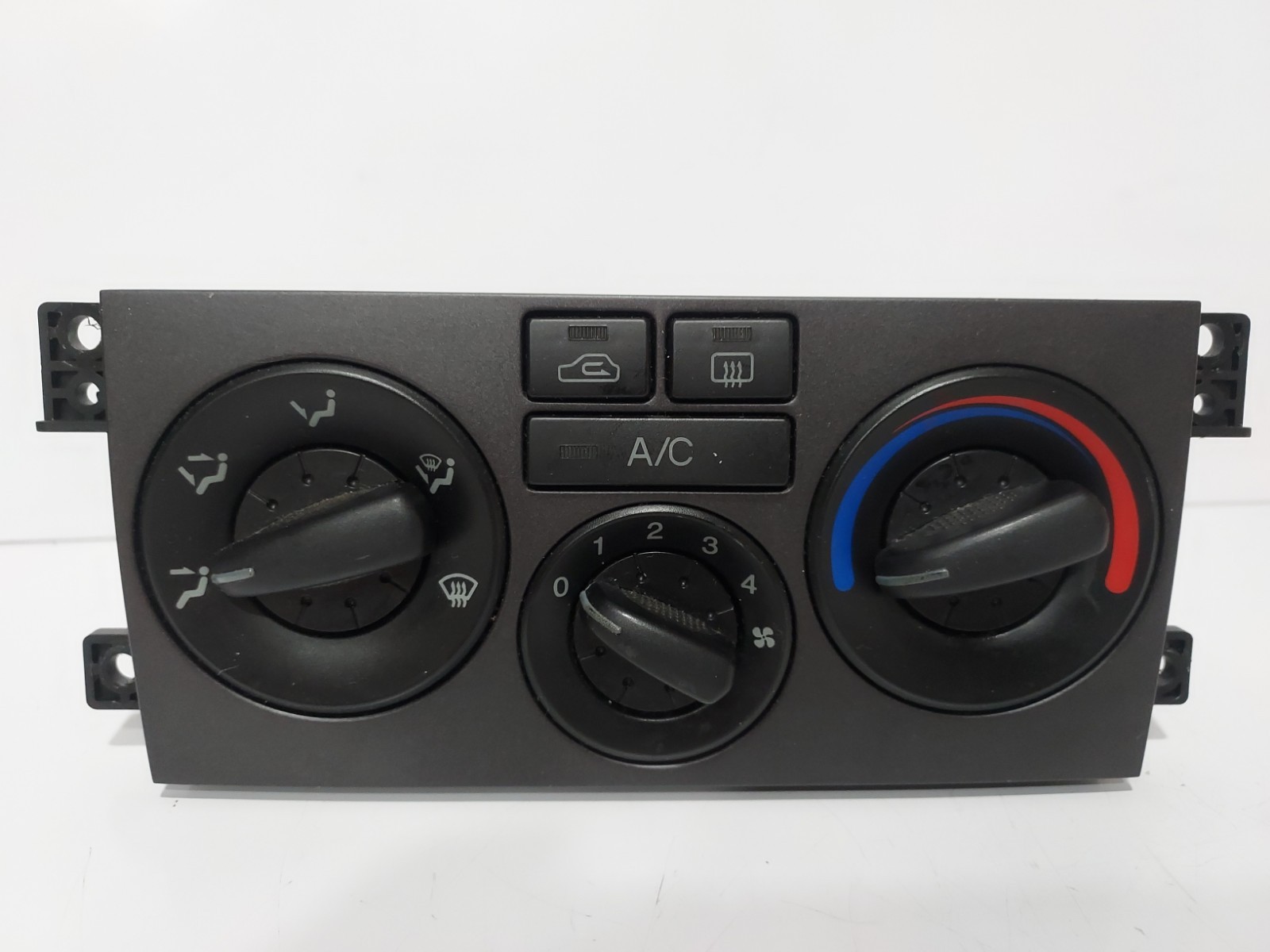 2001-2006 Hyundai Elantra Dash Temperature Climate Control A/C Heat 97250-2DXXX