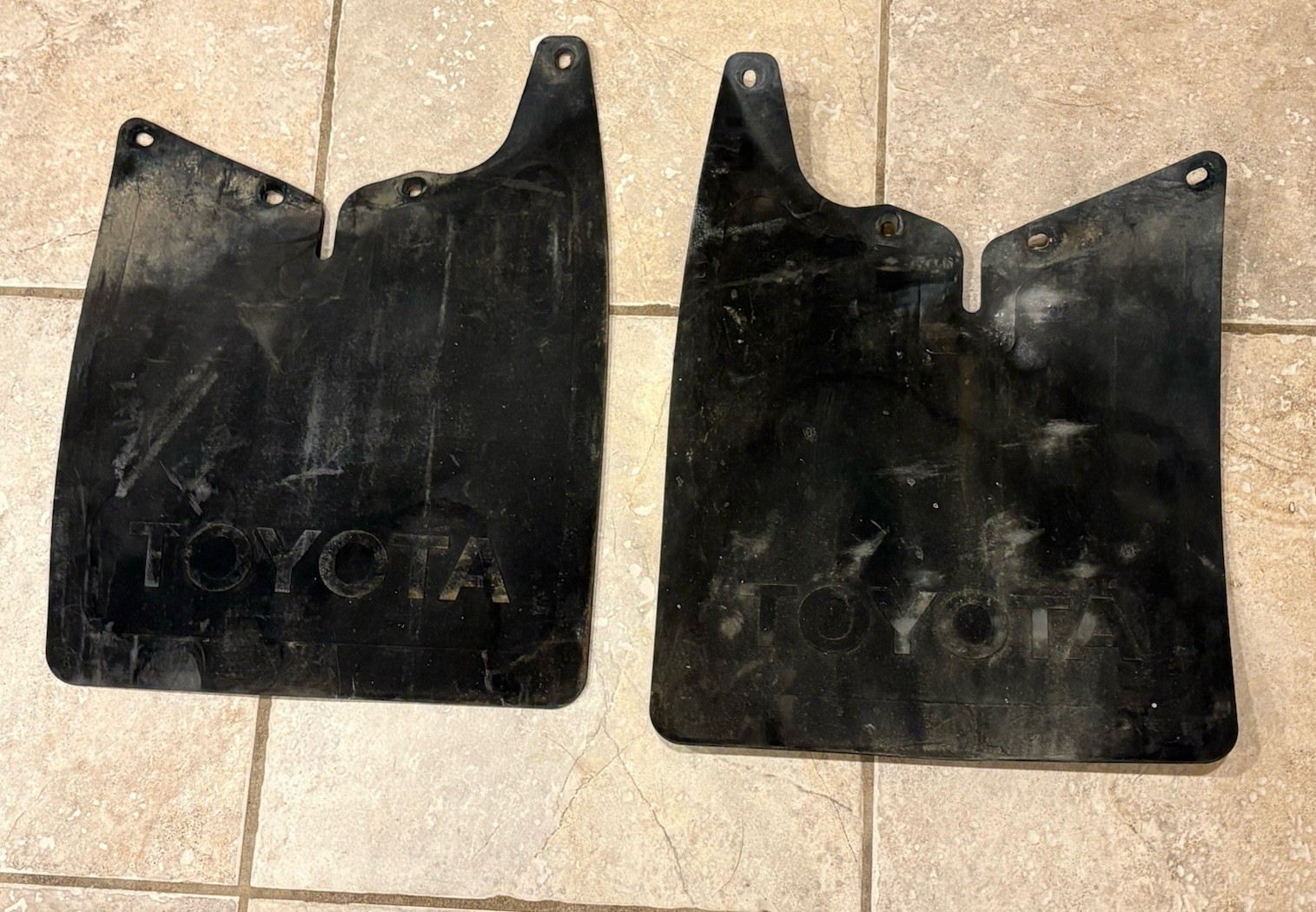 ✅ 1980-1983 Toyota Pickup 4x4 4WD FRONT Mud Flaps Set R + L OEM JAPAN USED ✅ 1980-1983 Toyota Pickup 4x4 4WD FRONT Mud Flaps Set R + L OEM JAPAN USED